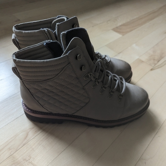Wmns Grey/Lt Brown Boot Size 9.5 - Picture 6 of 7